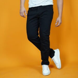 SLIM FIT TAPERED JEANS BLACK
